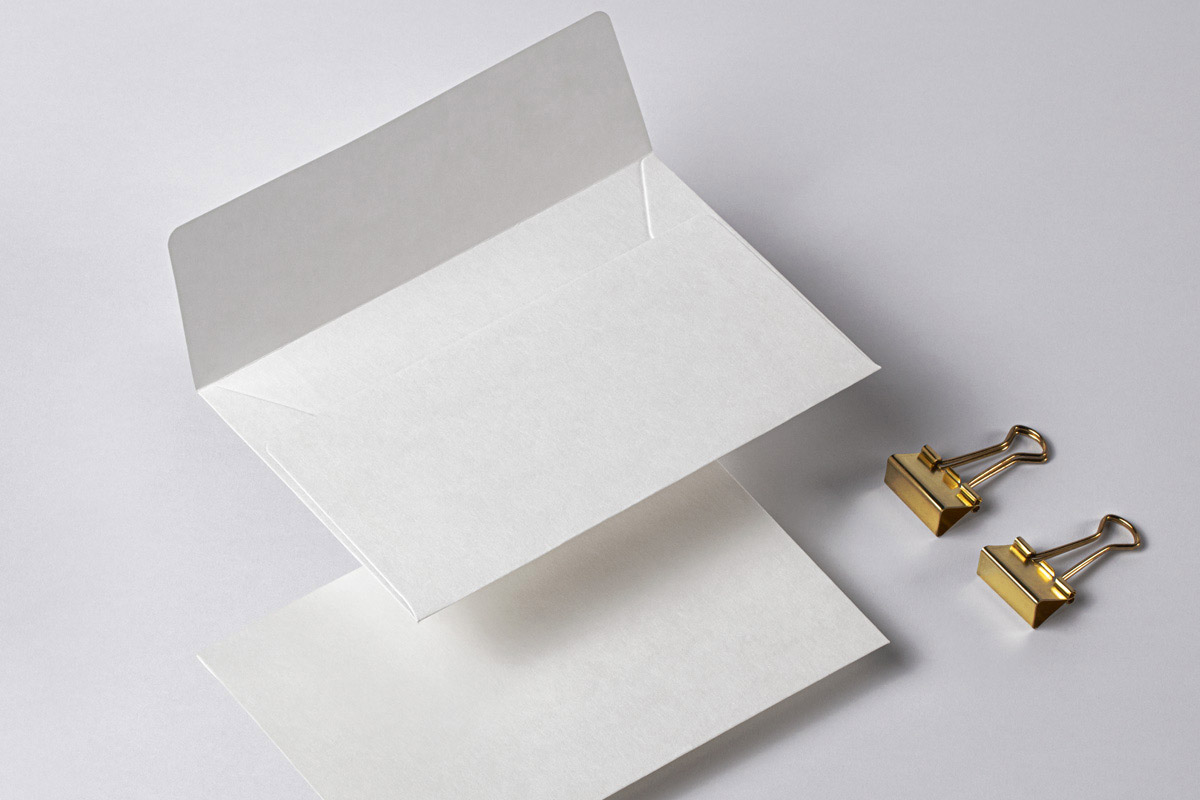 Free Invitation Envelope Mockup PSD
