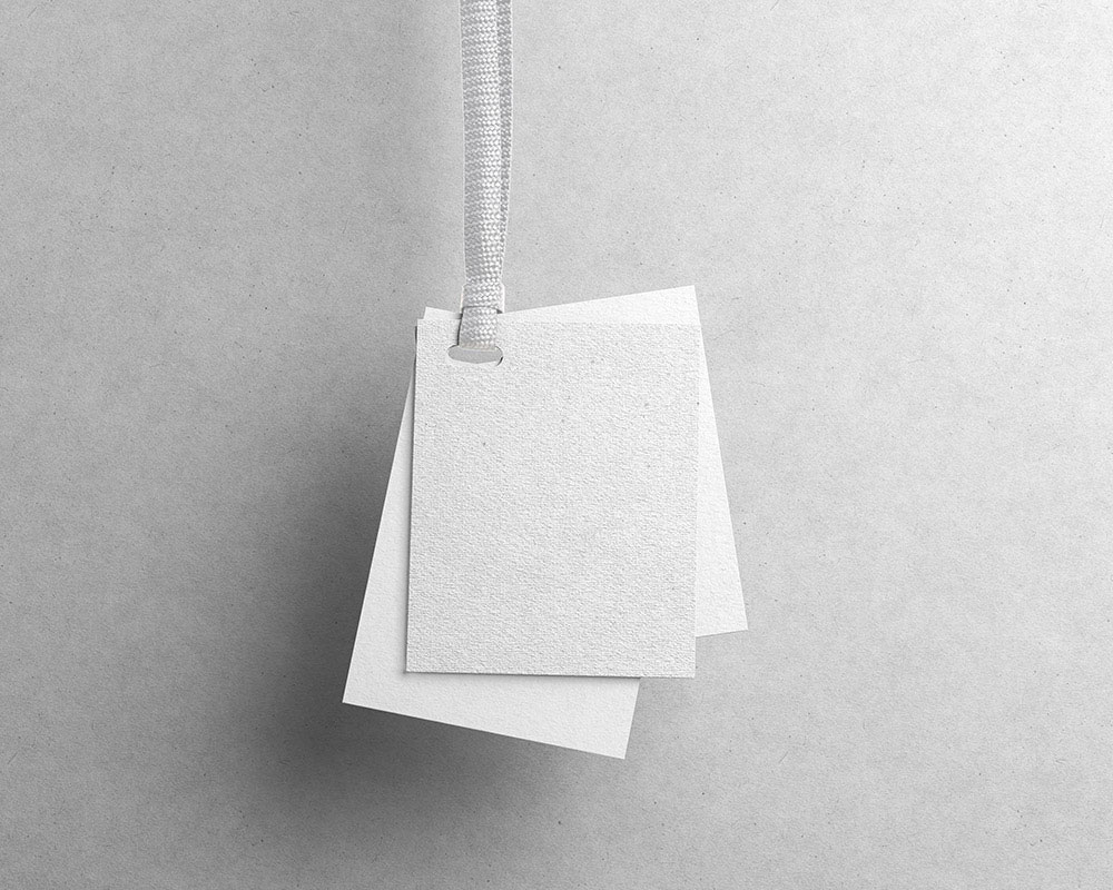 Free Hanging Label Tags Mockup PSD