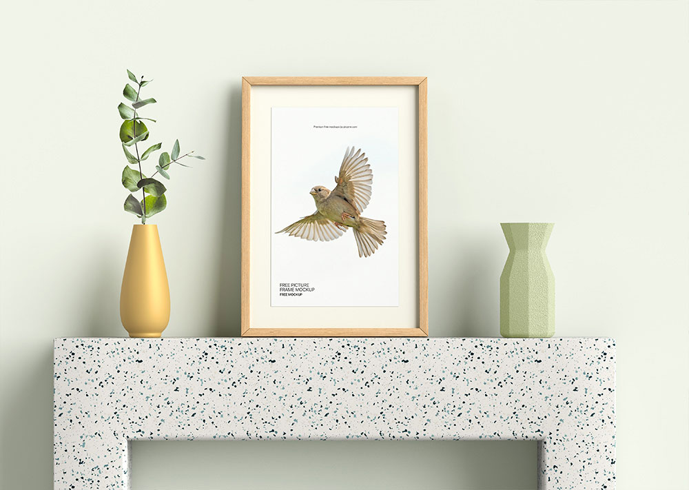 Free Picture Frame Mockup PSD