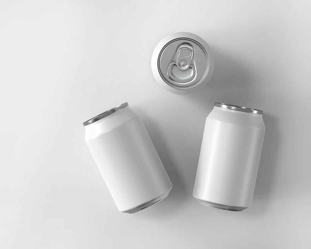 Free Soft Drink Can Mockup PSD