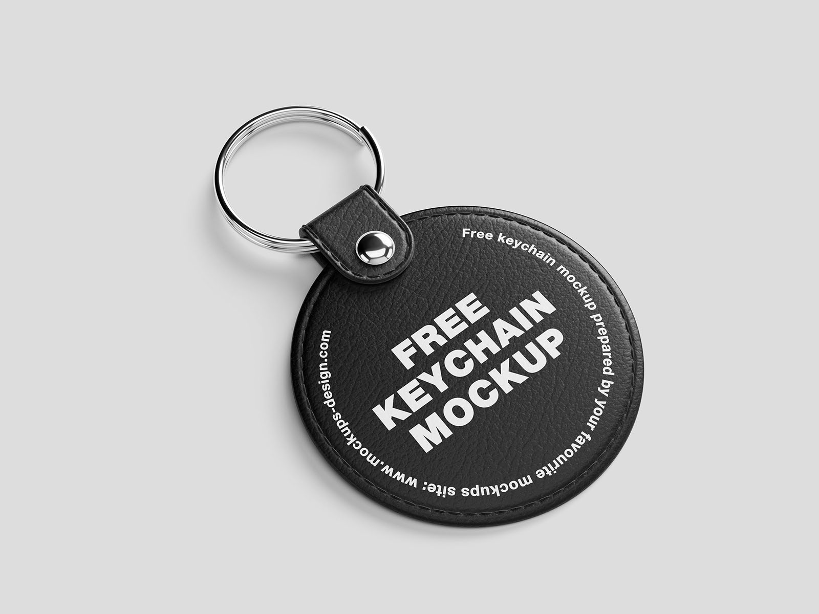 Free Leather Keychain Mockup PSD