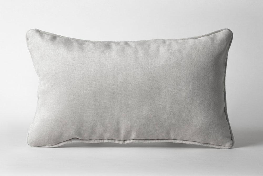 Free Rectangular Pillow Mockup PSD